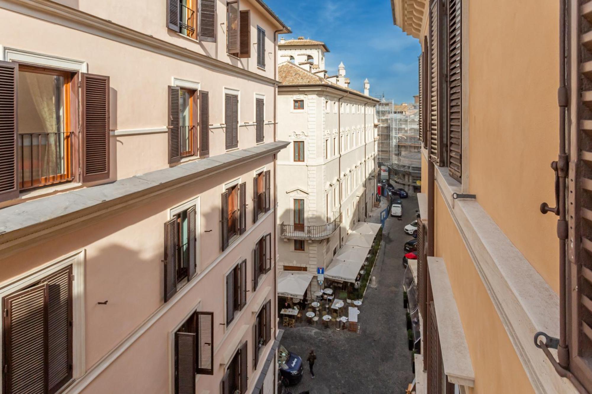 Daplace - La Mongolfiera Rooms In Navona Rome Extérieur photo